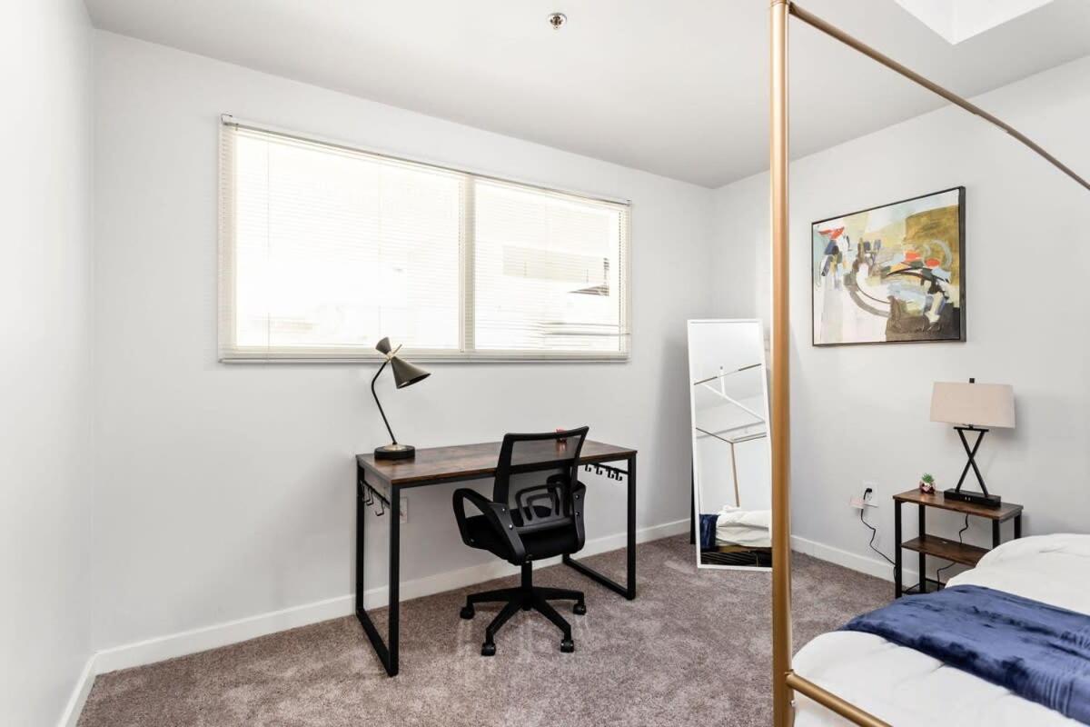 Modern Downtown Apartment 2Br 2Ba By Cozysuites อินเดียนาโพลิส ภายนอก รูปภาพ